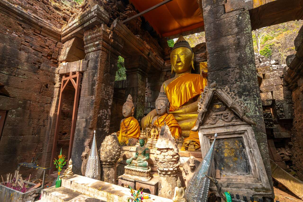 Immerse in Pakse’s vibrant Lao heritage